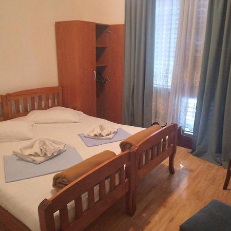 Bed and Breakfast pansion mimoza Herceg Novi Exterior foto